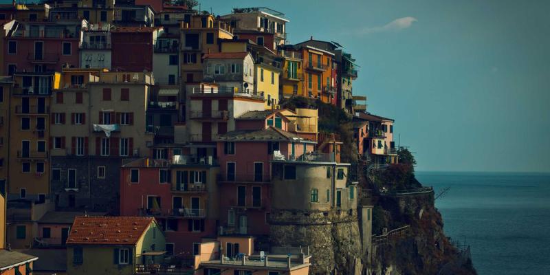 筑巢引凤,共赢未来:深度解读济南高校毕业生留济就业政策与企业机遇